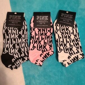 PINK Victoria's Secret Casual Ankle Socks - Black, Pink, White